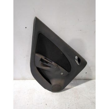 GUARNECIDO PUERTA TRASERA IZQUIERDA P0112139 