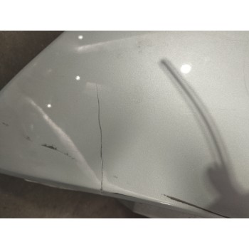 Recambio de aleta delantera izquierda para kia carnival 2.9 crdi cat referencia OEM IAM 663114D030  