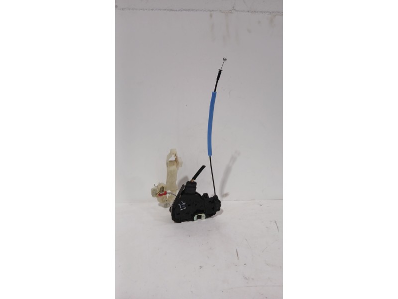 Recambio de cerradura puerta delantera izquierda para kia stonic (yb) 1.0 t-gdi referencia OEM IAM 81310H8040  