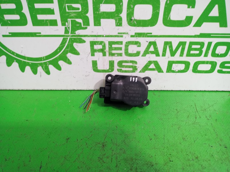 Recambio de motor apertura trampilla para opel vectra c berlina essentia referencia OEM IAM 09180200  