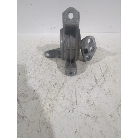 Recambio de soporte motor derecho para opel astra h (a04) 1.7 cdti (l48) referencia OEM IAM 13125627  