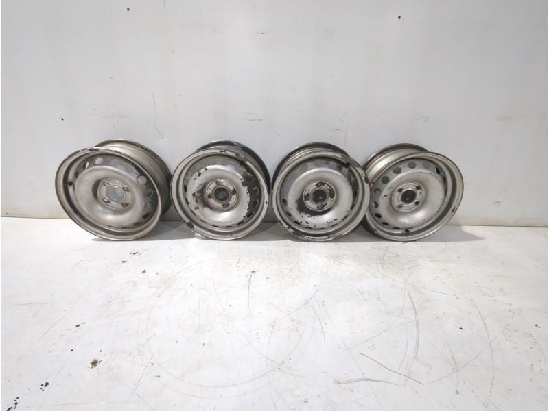 Recambio de juego llantas para renault kangoo (f/kc0) expression referencia OEM IAM 8200041604 / ET36X349  