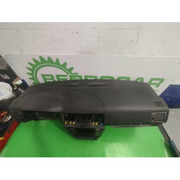 Recambio de salpicadero para opel vectra c berlina essentia referencia OEM IAM 13170531  