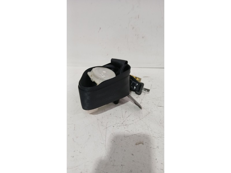 Recambio de cinturon seguridad trasero central para toyota yaris (_p9_) 1.33 vvt-i (nsp90_) referencia OEM IAM 733100D021C0  