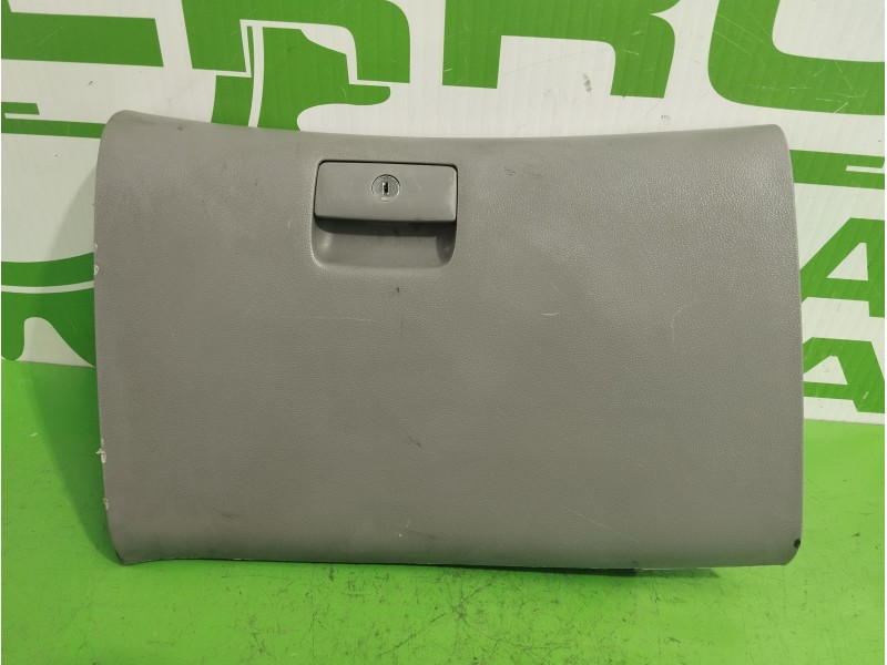 Recambio de guantera para kia carnival 2.9 crdi cat referencia OEM IAM 4D84561220  