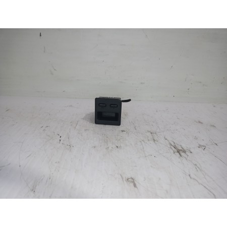 Recambio de interruptor para ford sierra berlina brillant referencia OEM IAM 87BB15000CA  