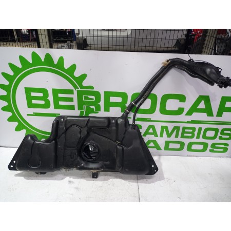 Recambio de deposito combustible para renault kangoo (f/kc0) expression referencia OEM IAM 7700302712 / 7700312033  