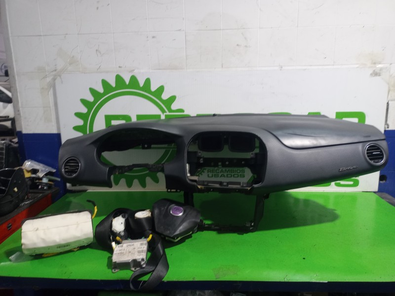 Recambio de kit airbag para fiat bravo (198) 1.9 dynamic multijet referencia OEM IAM 735493431  