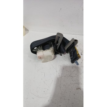 Recambio de cinturon seguridad trasero central para toyota yaris (_p9_) 1.33 vvt-i (nsp90_) referencia OEM IAM 733100D021C0  