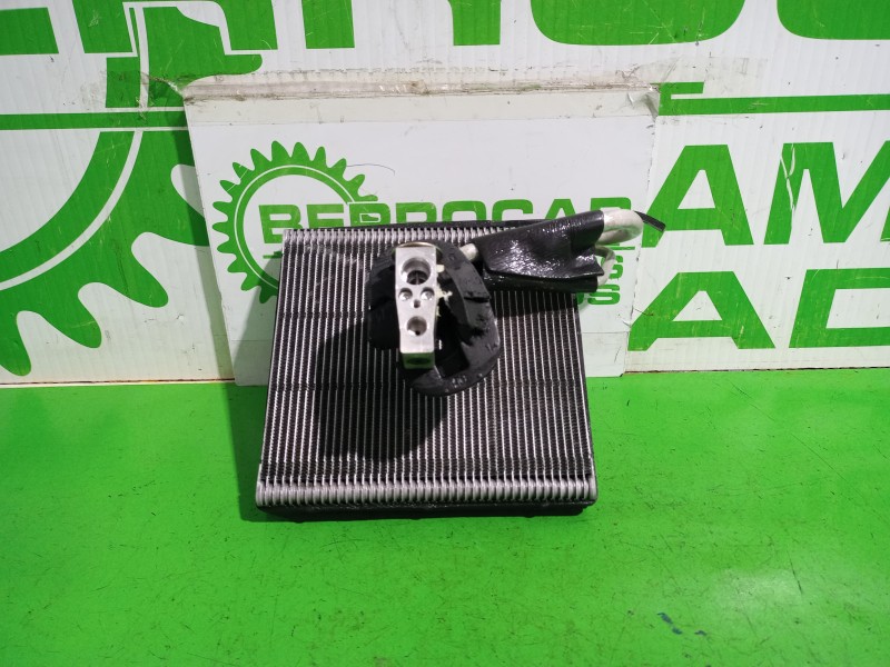 Recambio de evaporador aire acondicionado para volkswagen t-roc (d11) basis referencia OEM IAM 5Q2816100A  