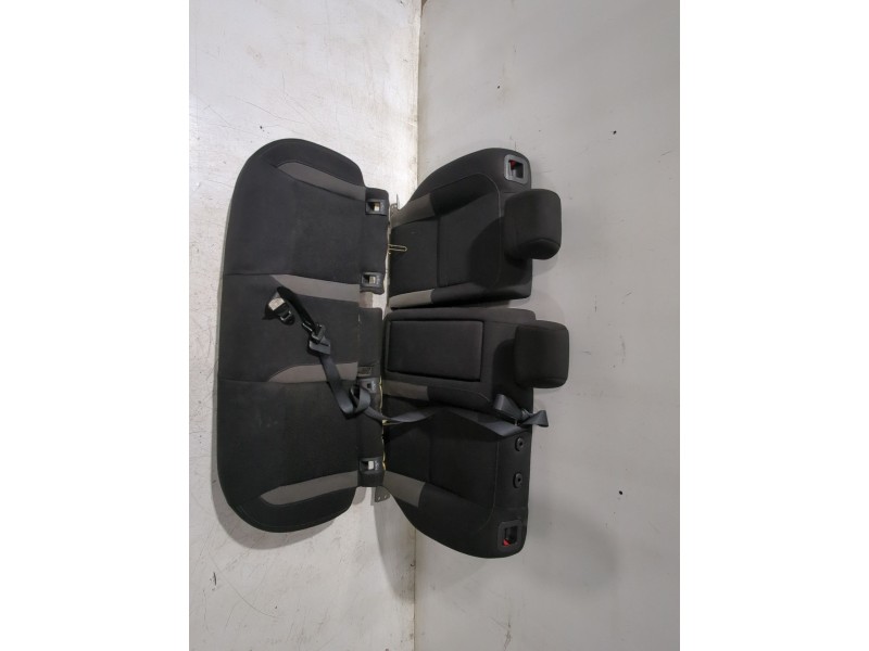 Recambio de asiento trasero para nissan qashqai ii (j11, j11_) 1.5 dci referencia OEM IAM 88650HV12A  