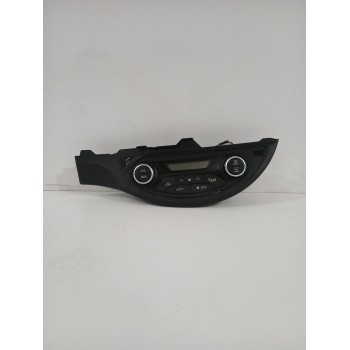 Recambio de mando calefaccion / aire acondicionado para toyota yaris active referencia OEM IAM 559000D810  