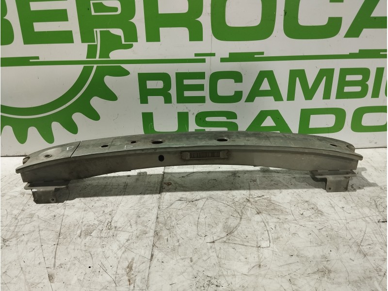 Recambio de refuerzo paragolpes delantero para ford focus berlina (cak) 1.8 tddi turbodiesel cat referencia OEM IAM 1363606  