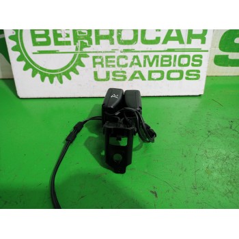 Recambio de enganche cinturon para peugeot 508 active referencia OEM IAM 6163907A  