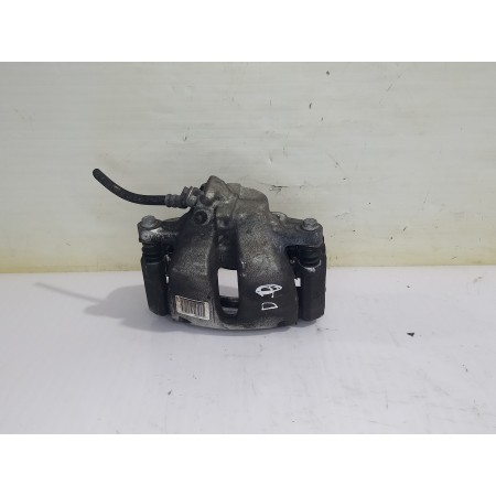 Recambio de pinza de freno delantera derecha para jeep avenger altitude referencia OEM IAM 9849001880  