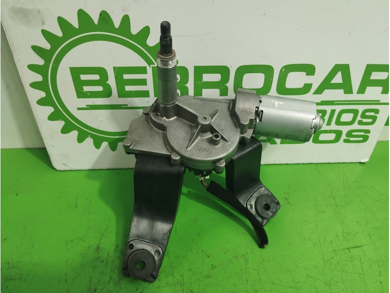 Recambio de motor limpia trasero para kia carnival 2.9 crdi cat referencia OEM IAM 987004D000  