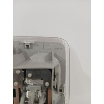 Recambio de luz interior para toyota yaris active referencia OEM IAM 812600D070  