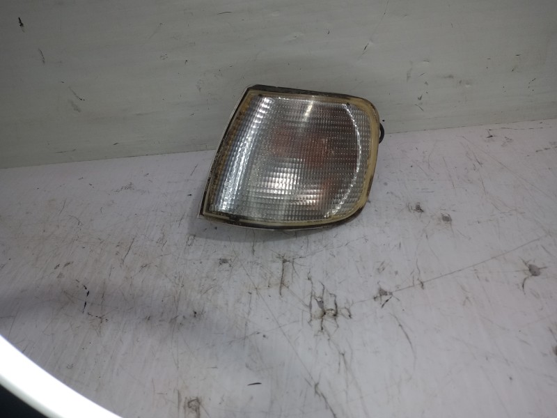 Recambio de faro antiniebla derecho para ford sierra berlina brillant referencia OEM IAM 183147B  