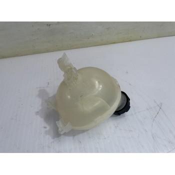 Recambio de deposito expansion para jeep avenger altitude referencia OEM IAM 9824198680  