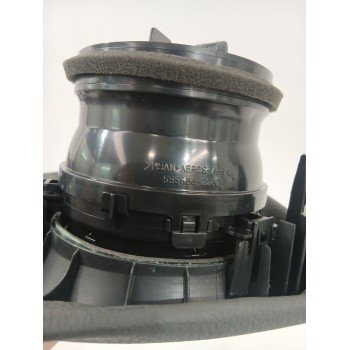 Recambio de rejilla aireadora para toyota yaris active referencia OEM IAM 5556862280  