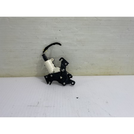 Recambio de motor cierre centralizado porton para jeep avenger altitude referencia OEM IAM 9827644180  