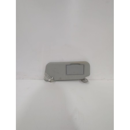 Recambio de parasol izquierdo para toyota yaris active referencia OEM IAM 743200DC70B0  