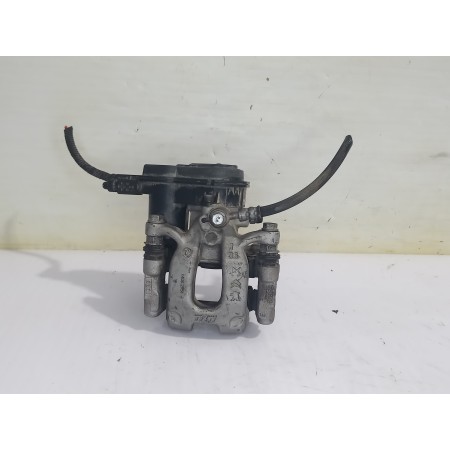 Recambio de pinza de freno trasera derecha para jeep avenger altitude referencia OEM IAM 9842295180  