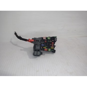 CAJA RELES / FUSIBLES 5Q0937615C 