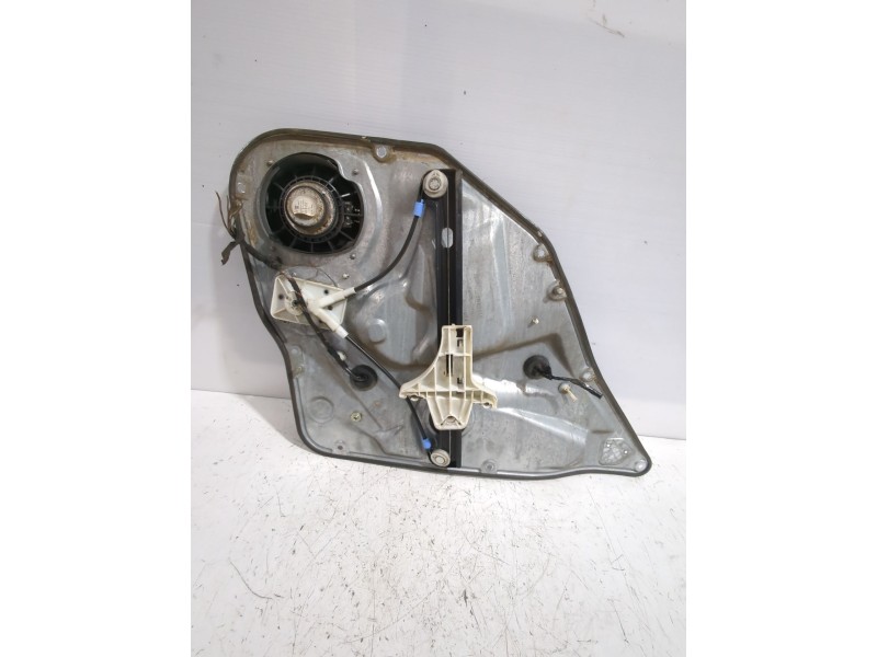 Recambio de elevalunas trasero derecho para seat ibiza iii (6l1) 1.4 tdi referencia OEM IAM 6L4839752AH  