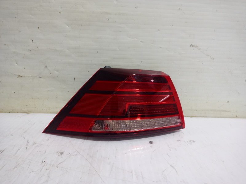 Recambio de piloto trasero izquierdo para volkswagen golf vii lim. (5g1) comfortline bluemotion referencia OEM IAM 5G0945095Q  