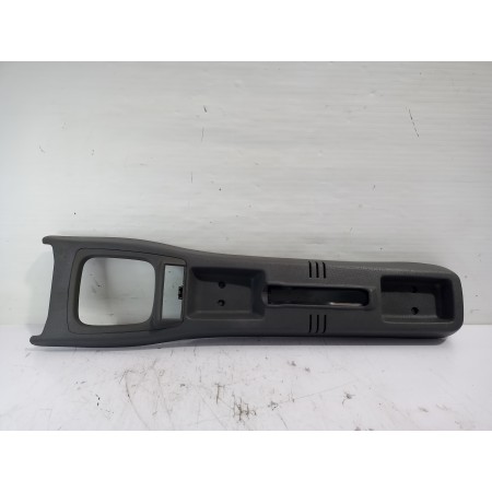 Recambio de consola central para ford sierra berlina brillant referencia OEM IAM 6509774  