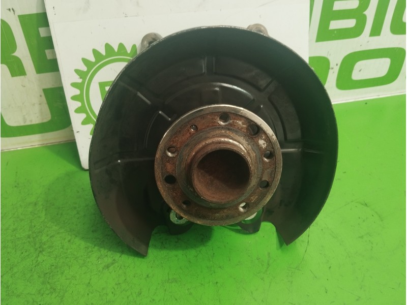 Recambio de mangueta trasera izquierda para opel vectra c berlina essentia referencia OEM IAM 13101537  