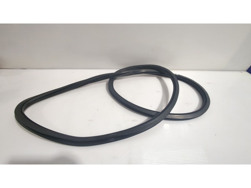 Recambio de goma contorno para volkswagen t-cross (c11, d31) 1.0 tsi referencia OEM IAM 2GM867911C9B9  