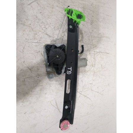 Recambio de elevalunas trasero derecho para bmw 1 (e87) 120 d referencia OEM IAM 51357138468  