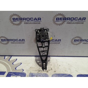 Recambio de soporte maneta para opel insignia berlina 2.0 16v cdti referencia OEM IAM 138174  