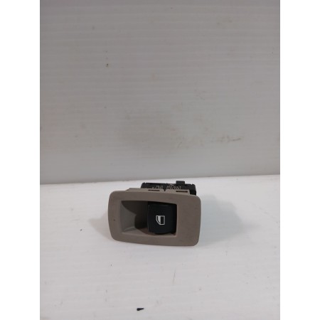 Recambio de mando elevalunas trasero derecho para bmw 1 (e87) 120 d referencia OEM IAM 61316945874  