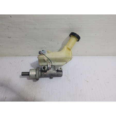 Recambio de bomba freno para nissan micra (k12e) acenta referencia OEM IAM 46010AX701  