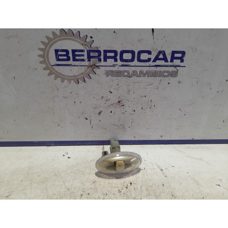 Recambio de piloto lateral izquierdo para citroën berlingo 1.9 diesel referencia OEM IAM 0104706E25  