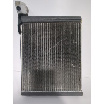Recambio de evaporador aire acondicionado para toyota yaris active referencia OEM IAM 885010D490  