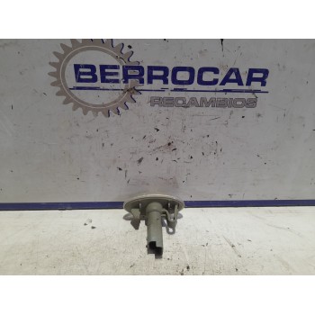 Recambio de piloto lateral izquierdo para citroën berlingo 1.9 diesel referencia OEM IAM 0104706E25  