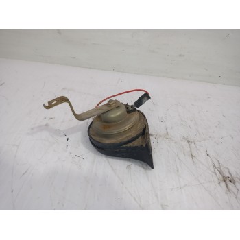 Recambio de claxon para ford sierra berlina brillant referencia OEM IAM E335717  
