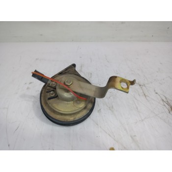 Recambio de claxon para ford sierra berlina brillant referencia OEM IAM E335717  