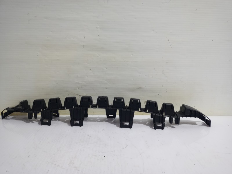 Recambio de soporte paragolpes delantero para jeep avenger altitude referencia OEM IAM 6C0802693  