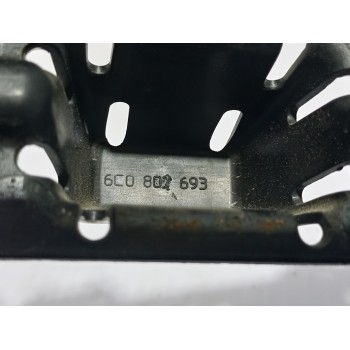 Recambio de soporte paragolpes delantero para jeep avenger altitude referencia OEM IAM 6C0802693  