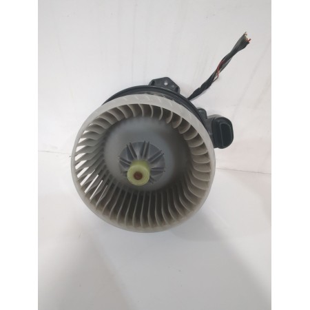 Recambio de motor calefaccion para toyota yaris active referencia OEM IAM 8710J0D220  