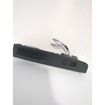 Recambio de mando elevalunas trasero izquierdo para toyota yaris active referencia OEM IAM 742720D400  