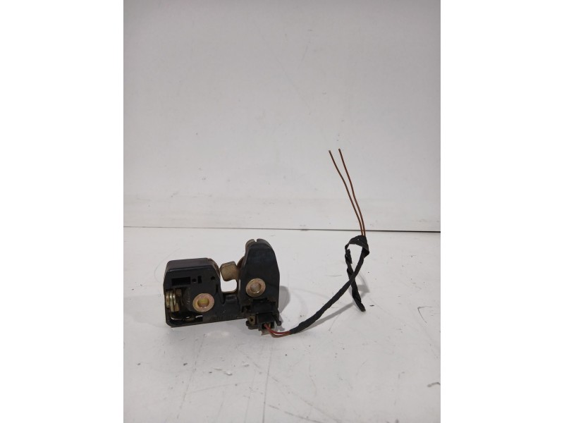 Recambio de cerradura maletero / porton para volkswagen golf v (1k1) 2.0 fsi referencia OEM IAM 1H6827505B  