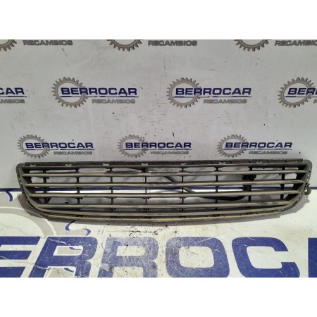 Recambio de rejilla delantera para opel zafira b referencia OEM IAM   