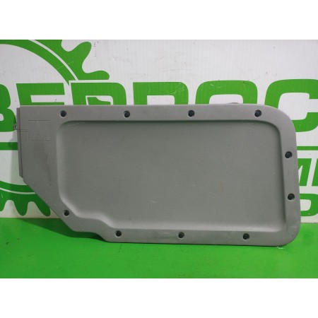 Recambio de moldura para renault kangoo (f/kc0) expression referencia OEM IAM 7700304775  