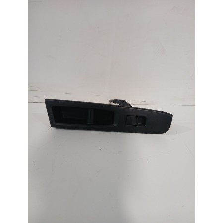 Recambio de mando elevalunas delantero derecho para toyota yaris active referencia OEM IAM 742310D690  